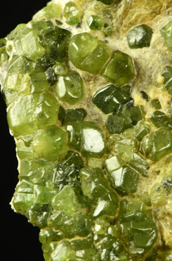 Demantoide - Emarese, Aosta valley, Italy